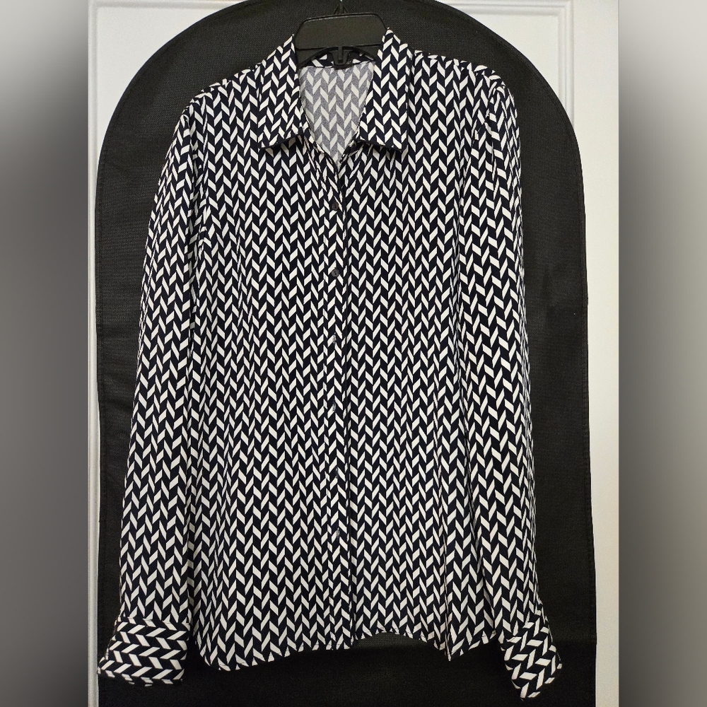 Theory Black and White Silk Blouse, NWOT, L